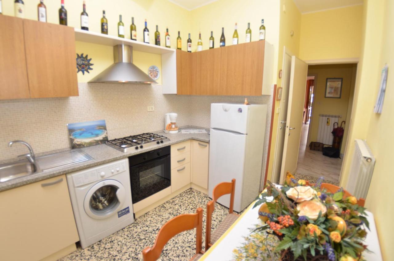 Apartamento Carnevale Viareggio Exterior foto