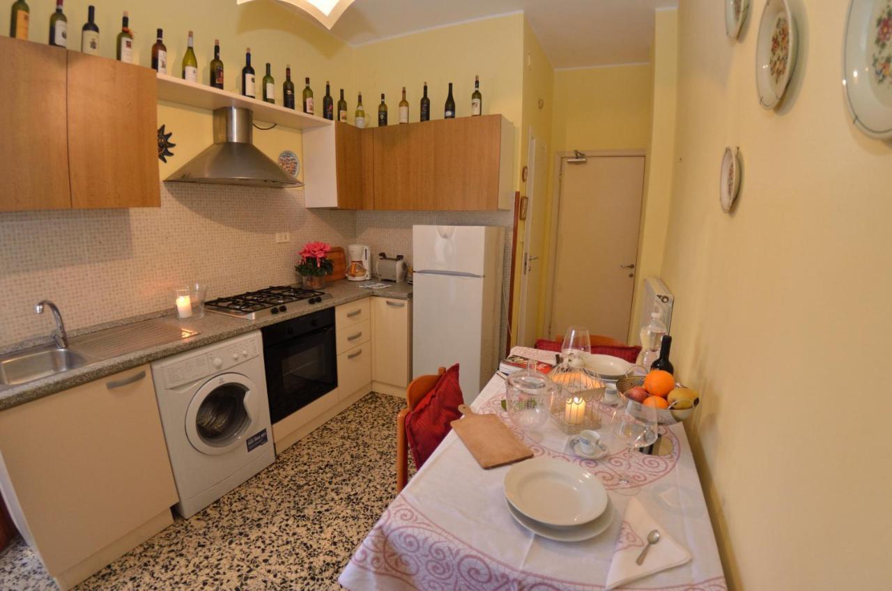 Apartamento Carnevale Viareggio Exterior foto